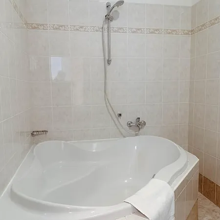 Hotell Esprit 3*